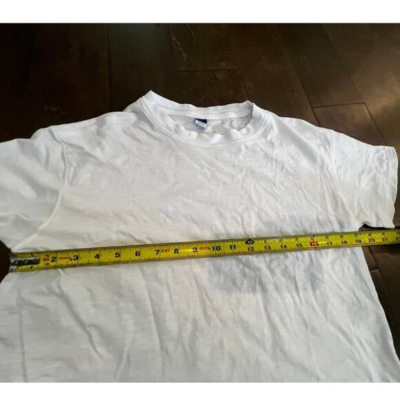 Old Navy Women’s White Boxy Tee Size Medium Split Hem Relaxed Fit T-Shirt EUC - Picture 4 of 6